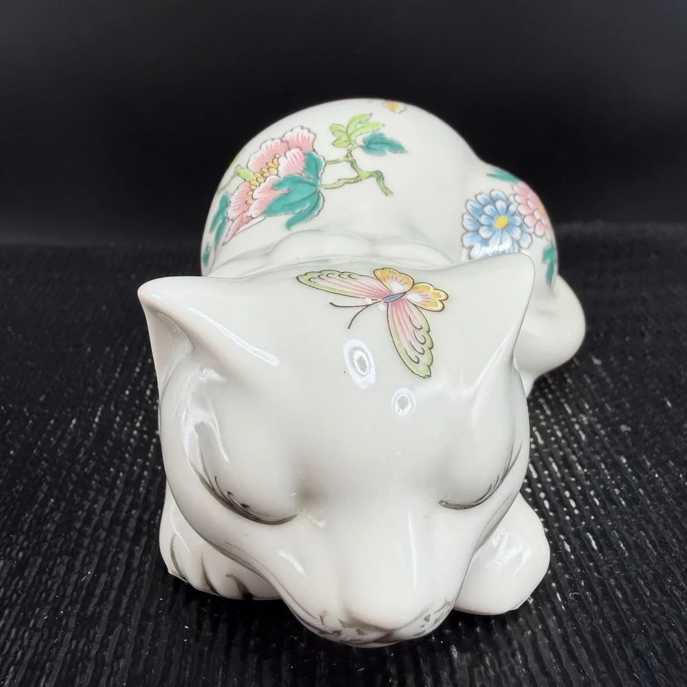 Takahashi San Francisco Cho Cho Sleeping Cat Figurine Floral Butterfly Japan 5in
